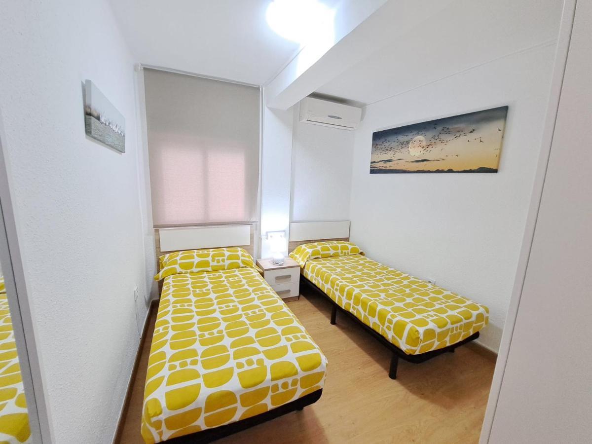 Centrico Apartamento En Valencia Proximo Parada De Metro Angel Guimera Eksteriør bilde